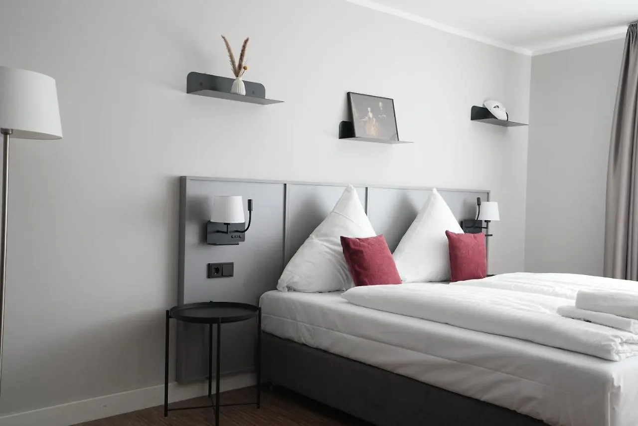 Boutique Kaiser - Hotel & Apartments contacts